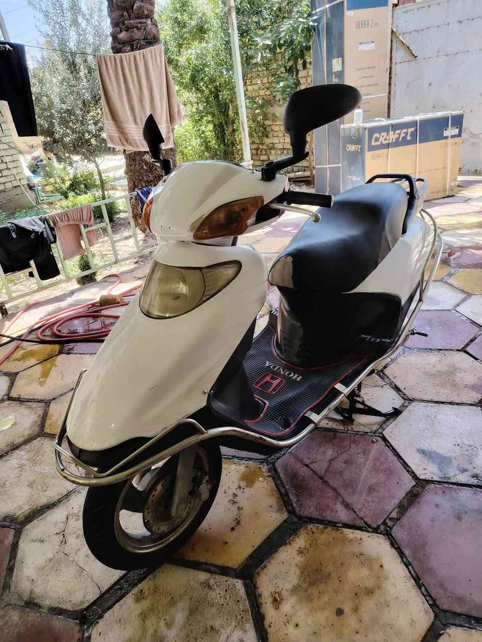 سبيسي موديل 21 دراجه سلف هندر كهربائيات كله شغال الدراجه بيهه خيط دخان السعر 325وبيهه مجال المكان واسط نعمانيه للاستفسار ***********
