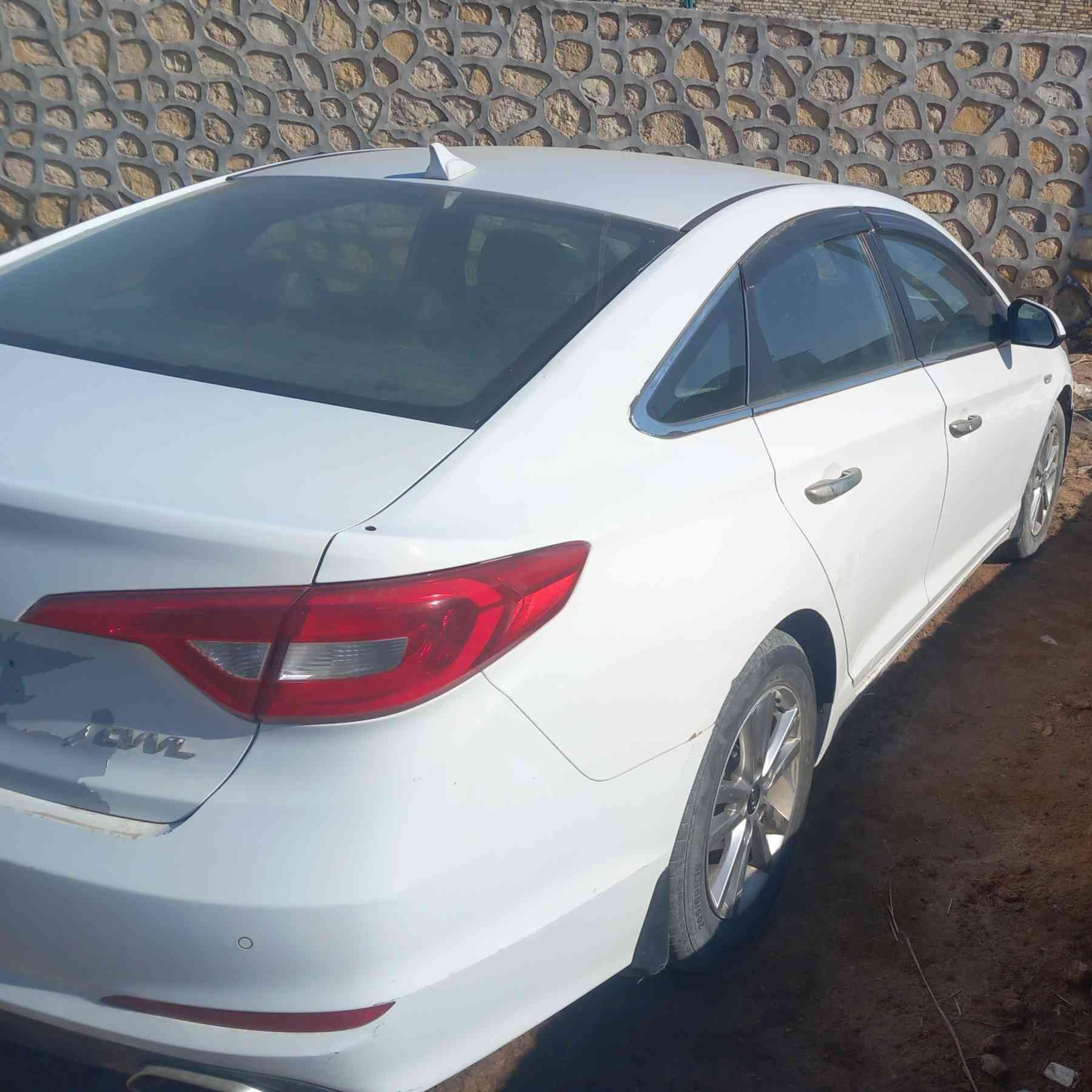 سوناتا 2016 ادوات
كصة بجم 
مكينة كير حدادية تبريد كلهة كاملة 
سيارة جاهزة بس بجمهة يرادله ترتيب 
سعر 55 بيهة مجال 
مكاني ديوانية 
***********
