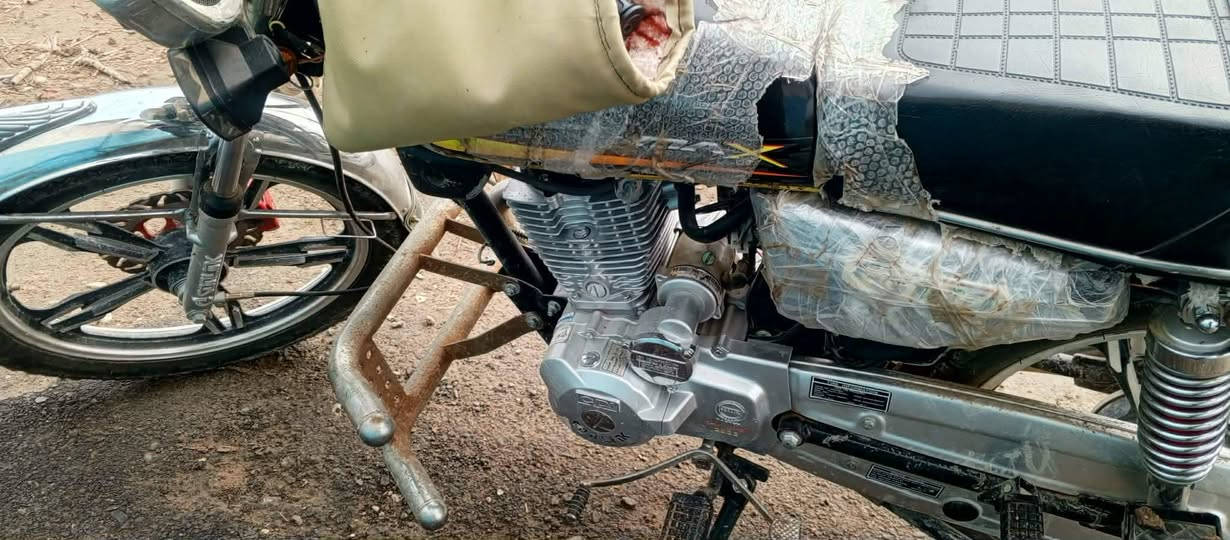 مكلف لحد يطبلي خاص.. 

سلام عليكم دراجه للبيع سيفان مديل 23 اوراق اصوليه دراجه مكفوله 600 وبيها مجال‏‪0771 790 0038‬‏
