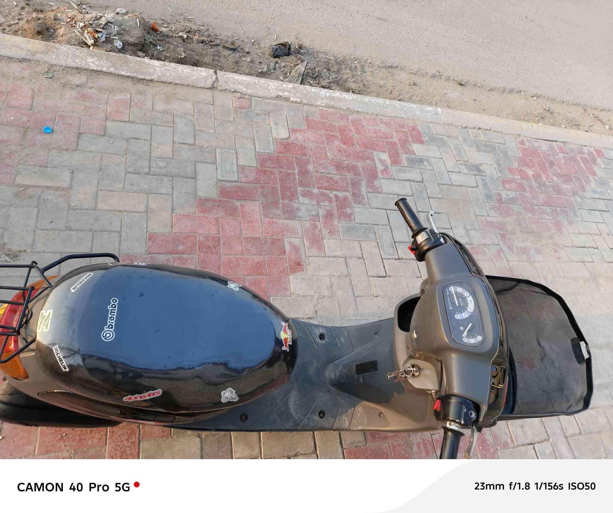 سلام عليكم اخوان دراجه مال طالب مدرسه يعني ما متعوبه دراجه جديده ونضيفه نقص واحد مابيها شاصي مكفول صوت ناعم نضافه كلش حلوه كدام عينك مثل مموضح بلصور
السعر 375 مال محتاج وبيها مجال للطيبين مكاني كربلاء حي العسكري ***********
