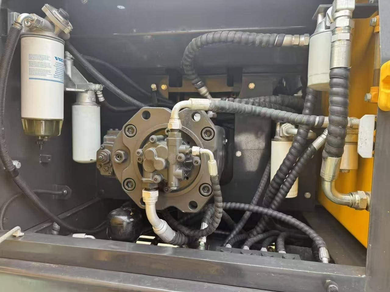 Volvo 290 Excavator for Sale
Whatsapp:8613641947019
https://api.whatsapp.com/send?phone=8613641947019
#SDLG #USED #Loader #Excavator #cat #Caterpillar
#Bulldozer


**إذا كنت صاحب هذا الإعلان وتريد حذفه لأي سبب، رجاءا أرسل رسالة إلى الدعم الفني**