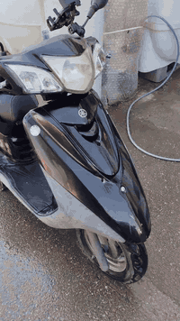 دراجة بريز بغبغاء للبيع نازلة رمبه قبل شهرين بلضبط دراجة نضيفه ممفتوح برغي بيها مكفوله كفاله عامه جيب فيتر وتعال افحص مكينة ناعمه نكره سلف السعر مليون و100 بيها مجال بسيط للتواصل ***********
