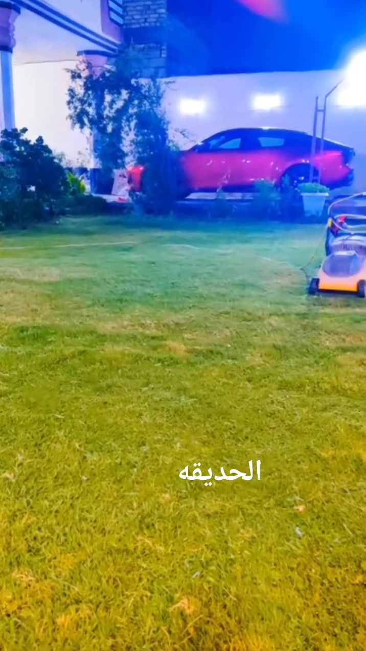 من رخصت الادمن 
سلام عليكم موجود بيت مساحته700 في منطقت الشيخ حمد نزلت جميل الويس للستفتار ***********
***********

