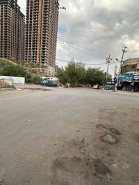 ‏قطعة ارض تجارية ملك صرف للبيع في منطقة الوشاش شارع التجاري مقابل رويا...