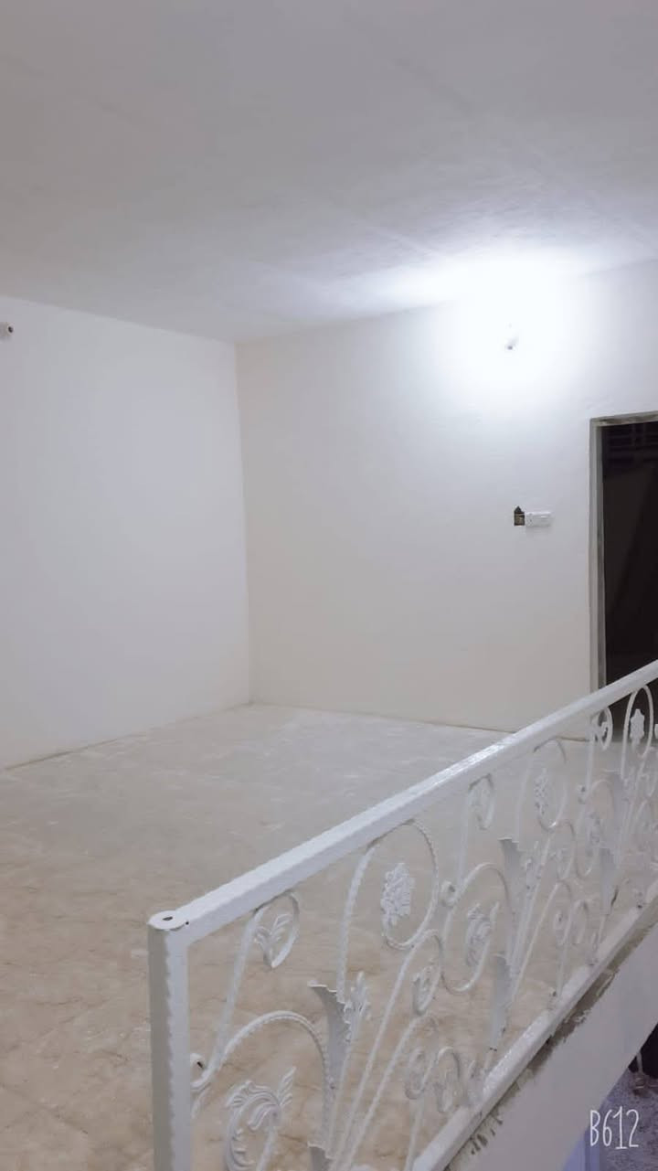 سلام عليكم بيت للبيع مطلوب تسديد للعقاري ابيعه تسديد للعلم انه ساد منه اكثر من سنتين مساحه ١١٠ متر موقعه بالشيشان بناء حديث طابقين الي حاب تفاصيل يتصل ***********
