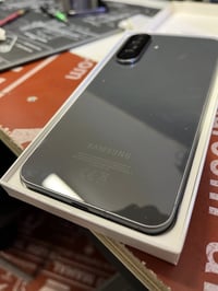 جهاز Galaxy A56 5G جهاز نضيف كلش ستعمال قليل  الذاكره 256 والعشوائية 1...