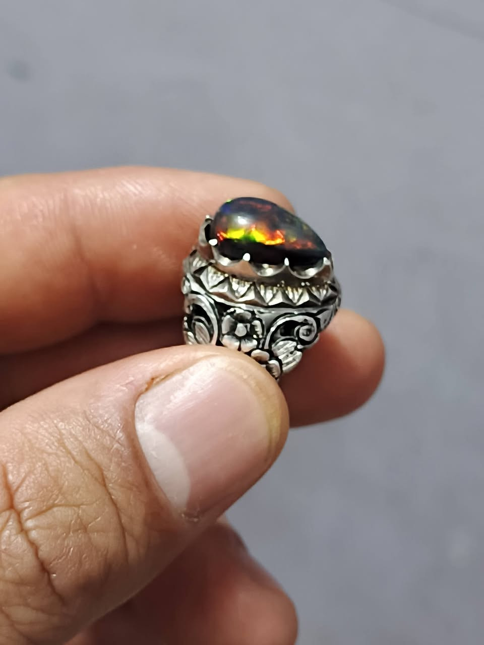 للبيع اوبال فاير عالي صياغت جراح سعر خاص
***********
