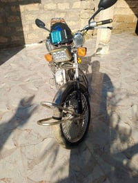 للبيع موتور اوراق موجود 07501964021