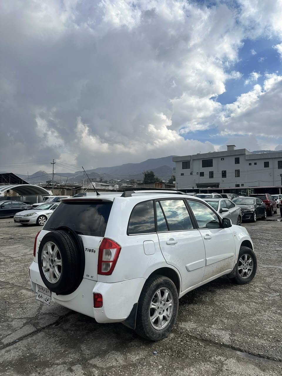 shery tiggo 2014
سعر (٦٩)$ مجال
٣ وه ره قه غورامه ديش سعرى ئين خار 
گير محرك تبريد بشه رت 
گير p
٤ تايره جديد

دووقطعه و نيف سبغ بئ داغلى 
سينگو بشت كه بس

تحويل بشه رت 

*********** عربى
*********** كوردى
