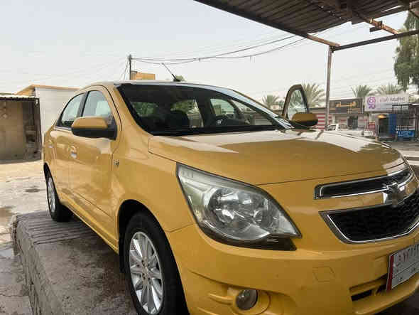 بسم الله الرحمن الرحيم 
شوفر كوبلت
موديل ١٦
السياره مكفوله ما عدا طخه بسيطه كلش بالباب الخلف السايق ممصلحه موجوده بالصور مواصفات السياره معروفه 
السعر ( 79 ) وبيه مجال 
العنوان بغداد للاستفسار : ***********
