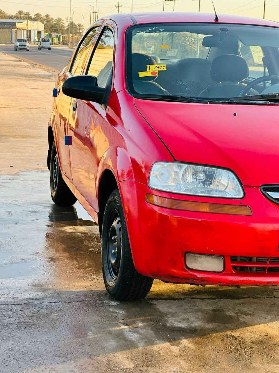 السلام عليكم
للبيع افيو 2004 
سياره كير مكينه حاويه جيدا جدا 
رقم إنكليزي تبريد تدفئه شغال 
سياره بيها مكانات صبغ أبيع حزام 
سعر 50 وبيها مجال 
مكان بابل المسيب 
سده الهنديه 
***********
***********
