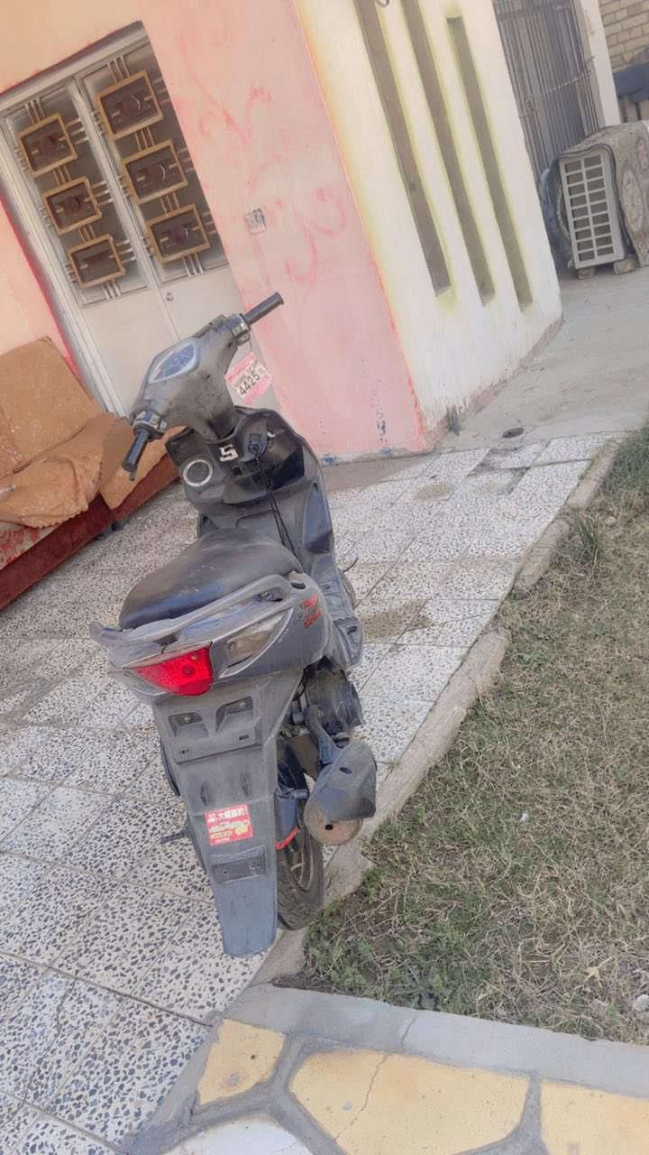 ماكس مضلع صار اربع اشهر نازله من رمبه مطالع بيها حاطها بل بيت مكفوله كفاله عامه سعر 850 بيها مجال رقم *********** مكاني حبيبيه
