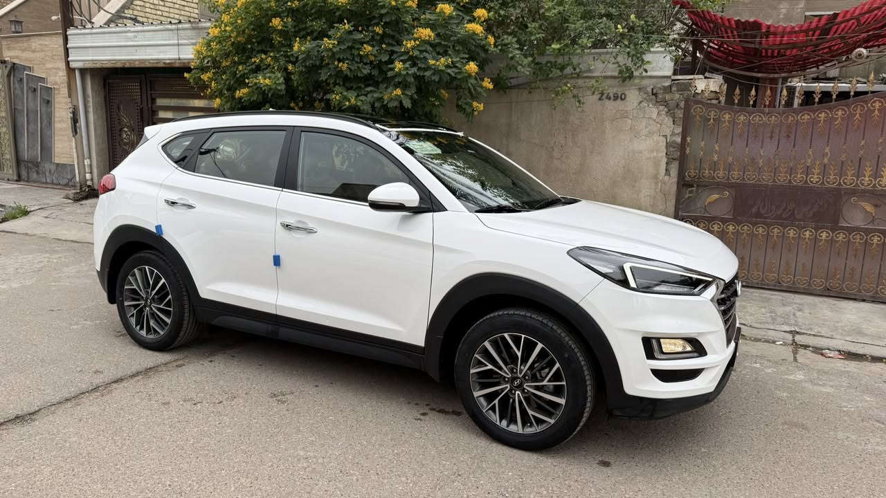 توكسان كاصد اصلي استلام شركه عامه موديل 20 مكفوله كفاله عامه فول 1/1
بنراما 
محرك 2.000 دوش 
حساسا امامي و خلفي 
تحكم ستيرن جهتين 
كامره خلفيه
اريل نفكيشن 
هند بريك ب رجل 
بصمه 
كشنات كهرباء ب صدر 
شاحن واير ليس 
خمس عدسات و لايت دوار 
بك لايت لد 
وبعد موصفات بيه 
سياره حلوه و جديده موديل 20 
مكاني بغداد حي الاعلام رقمي ***********
