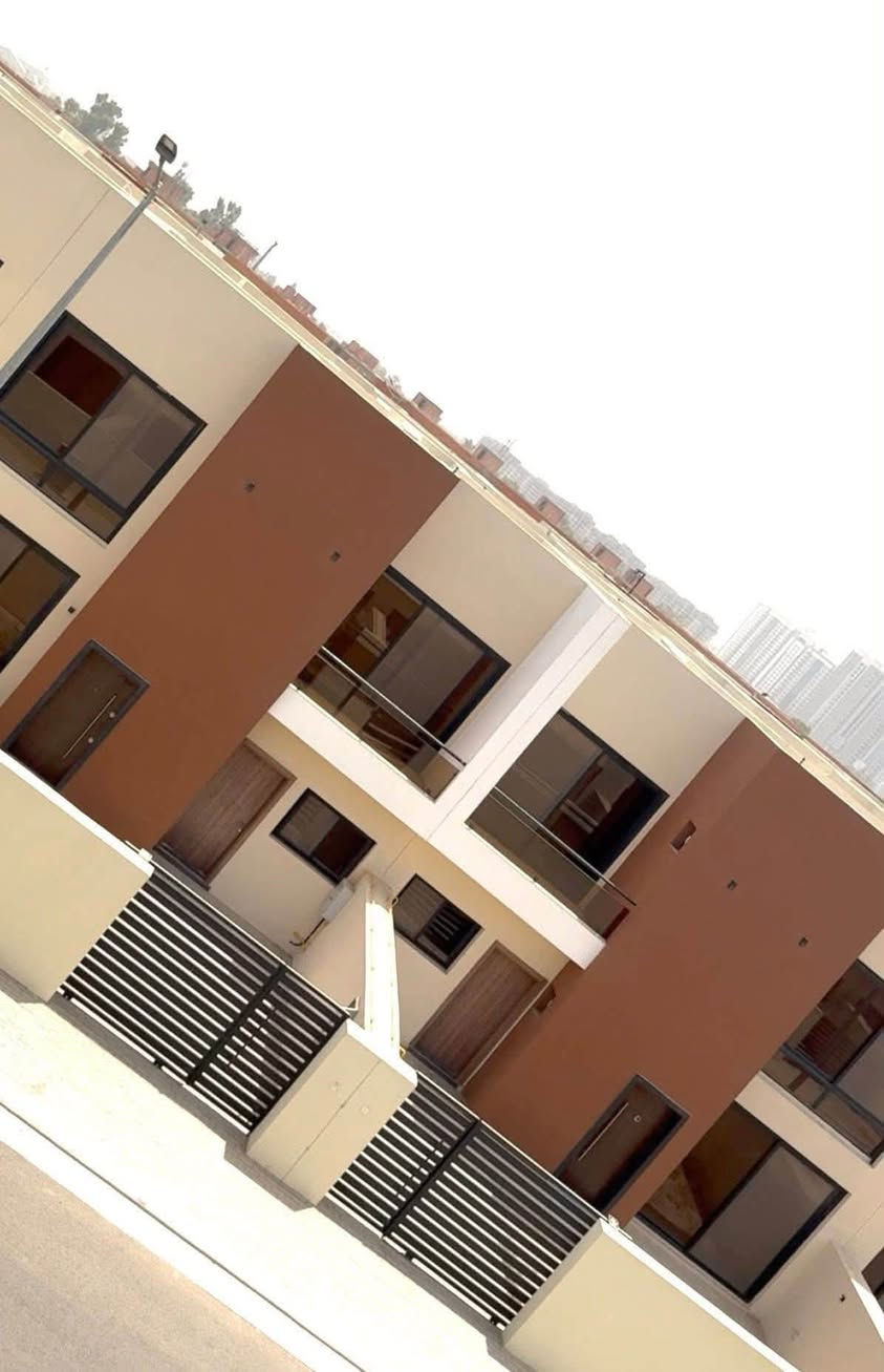 عروض ايجار داخل مجمع داماك

دار للايجار يحتوي على 3 غرف نوم مع طاقة شمسية بسعر مليون و300 الف 

دار للاجار يحتوي على 4 غرف نوم ركن بسعر مليون و400 الف  

دار لل ايجار يحتوي على 3 غرف نوم بدون طاقة شمسية بسعر مليون و200 الف

دار للايجار موثث بالكامل من الالف لل ياء اثاث درجة اولى ويحتوي على طاقة شمسية بسعر 2000 دولار 

-دار لل ايجار يحتوي على مطبخ وسبالت بسعر مليون و500 الف

🏠 عروض بيع 🏡 

 

-دار للبيع في مجمع داماك مساحة 200 متر زنجيل واجهتين ثلاث غرف نوم + ماستر + 4 حمامات بسعر 540 يحتوي على قرض عقاري 105 مليون 

-دار ركن للبيع مساحة200 متر يحتوي على 4 غرف نوم +باحة جانبية بسعر 600 مليون يحتوي على قرض بقيمة 105 مليون 

للتواصل *********** واتساب

يتوفر بيع وشراء داخل جميع مجمعات بغداد السكنية
