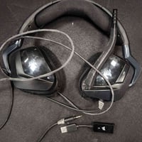 سماعة ألعاب • كورسير VOID Pro • سلكية RGB