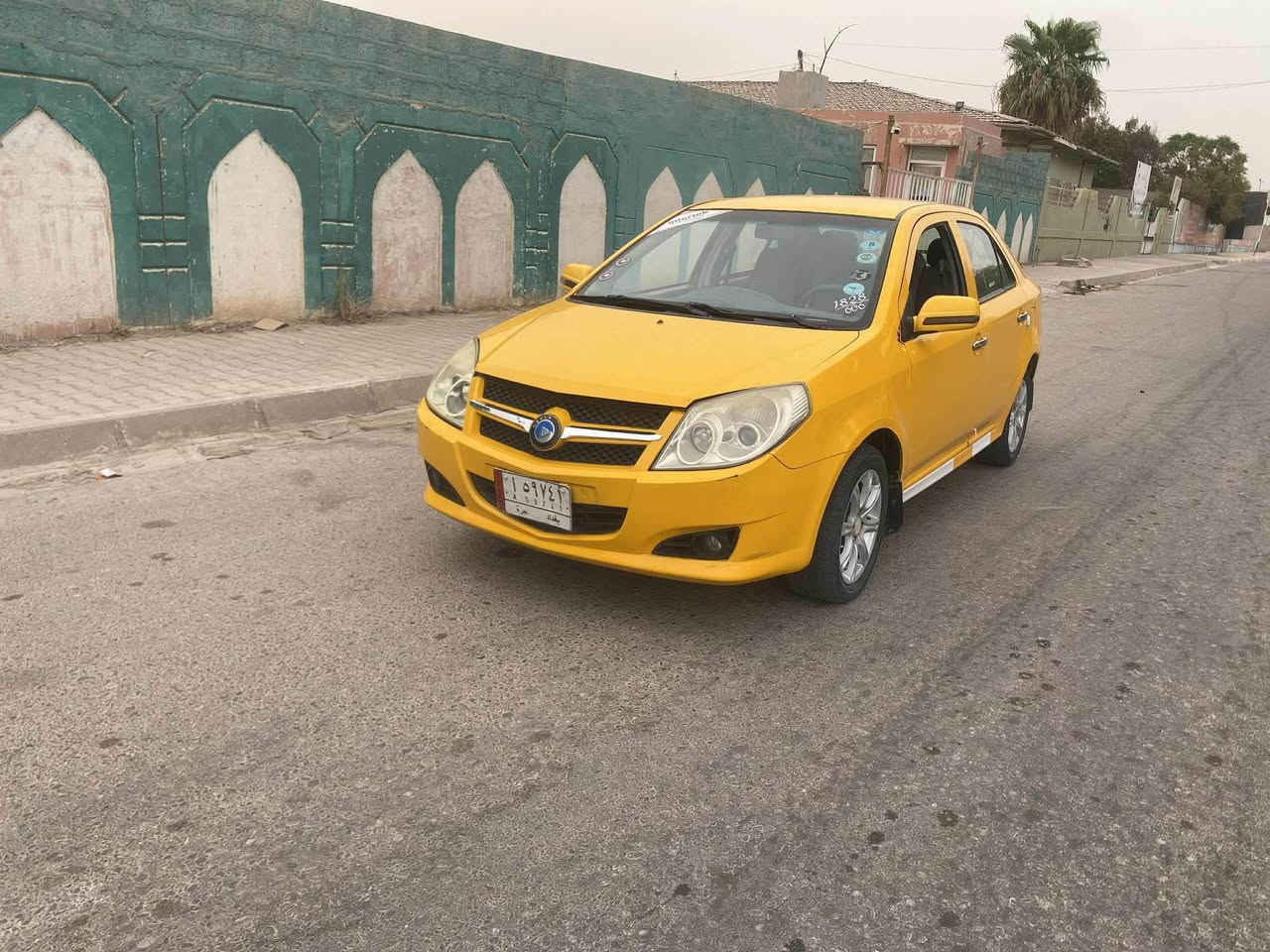 سلام عليكم جيلي ام كي موديل ٢٠١١ سياره جاهزه بدون اي نواقص محرك كير صدر تاير كله بالشرط مشروع وطني دفتر بانزين هيئه او غرامات مصفره تخم تاير جديد شرط التحويل او وكاله محرك كورله السعر27 او بي مجال بسيط كلش 
للبيع فقط 
العنوان كركوك
***********
