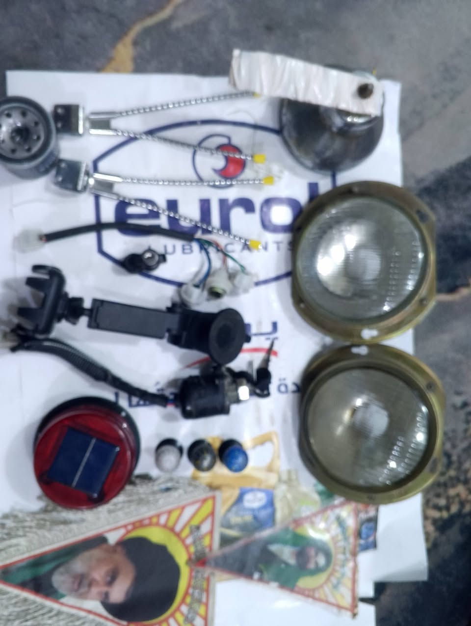 قرار مع التيك توك جديدات ما بي شي خابر علي وتدلل السعر 60 وبين مجال ***********
