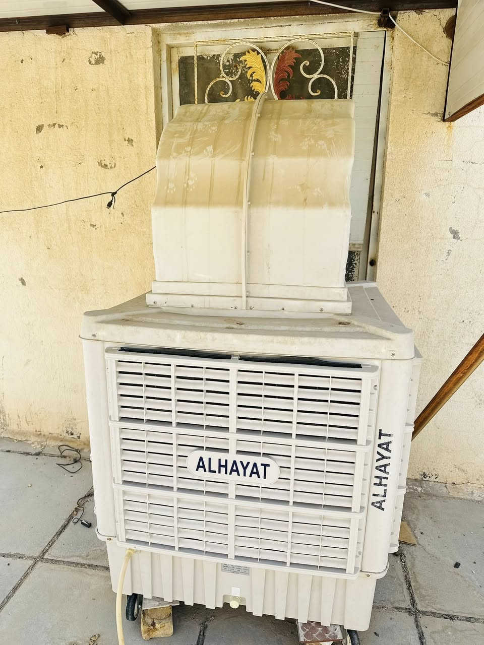 مبرده كبيره
استعمال قليل ونظيفه جداً جداً 
السعر ٨٥٠ وبيها مجال


**إذا كنت صاحب هذا الإعلان وتريد حذفه لأي سبب، رجاءا أرسل رسالة إلى الدعم الفني**