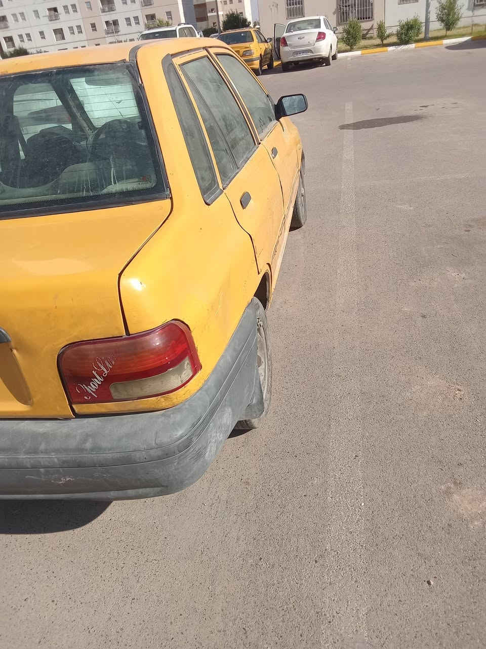 سلام عليكم سايبه للبيع محرك گايم سياره تمشي مابيه شي شواصي 50% سلف جديد باتري جديد درايم شفتات جدد بوربنات خلفي امامي گير ادامه كامله عينه وصينيه وبلبرن كله جديد كشره مثل ماموظح بلصوره دواخله يرادله ترتيبت عليه غرامه 250الف سنويه نافذه من 2021 صاحبه السياره مااندله يعني مختصر ابيع كوم حديد باقي التفاصيل واتساب مفتوح ***********العنوان مجمع بسمايه السكني
