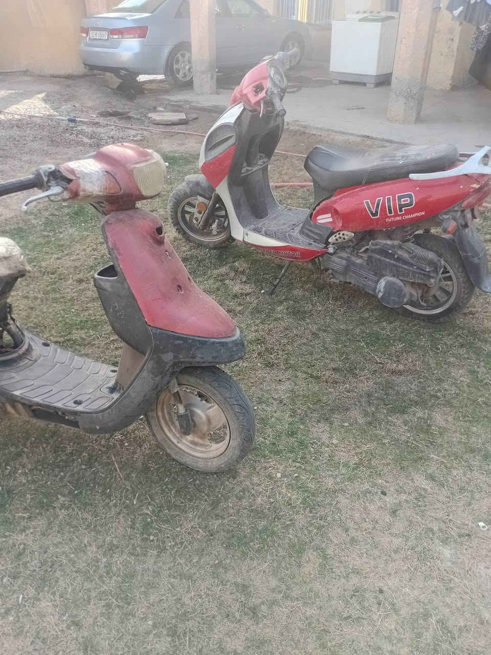 دراجات ناريه للبيع  سعر اثنينهن 140 الف شغالات بس بيهن عطل بصيط يريدهن يراسني ويدلل *********** تاجي حماميات
