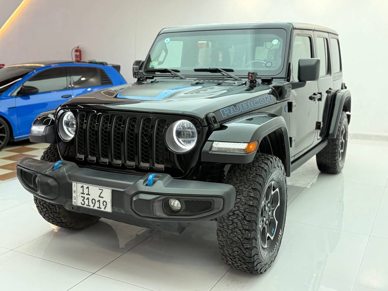 جيب رانكلر 4Xe 2023 روبيكون هايبرد  وارد امريكي 
 السياره  Jeep Wrangler 4xe 2023 2.0L 4 plug-in

حجم المكينه : 2000 تيربو + هايبرد + بلكن شحن خارجي

القدرة الحصانية 375 حالة حال الهيمي 

الشحن يمشيك 30 ميل

المسافه المقطوعه : 17 الف ميل     

الحادث مرفق بسيط 
                      

#المواصفات 

1.قماره تتفصخ اصير كشف
2.بصمه  تشغيل وابواب 
3.لوكير
4.كشافات 
6.شحن خارجي
7.بكلايت لد 
8 . شاشه
9.سستم صوت دمام خلفي + امامي 
10.لايتات زنون هايلوجين
11.كشنات جلد اسود بلادي 
12.سقق اسود بلادي 
13. تحكم استرين
14. ويل حجم 19
15. كامره خلفيه 
16.تدفى كشنات 
17 .تدفى استيرن

 السعر: 29.500$ ومجال

مكان السياره اربيل وبغداد 
 
للتواصل

***********
***********
