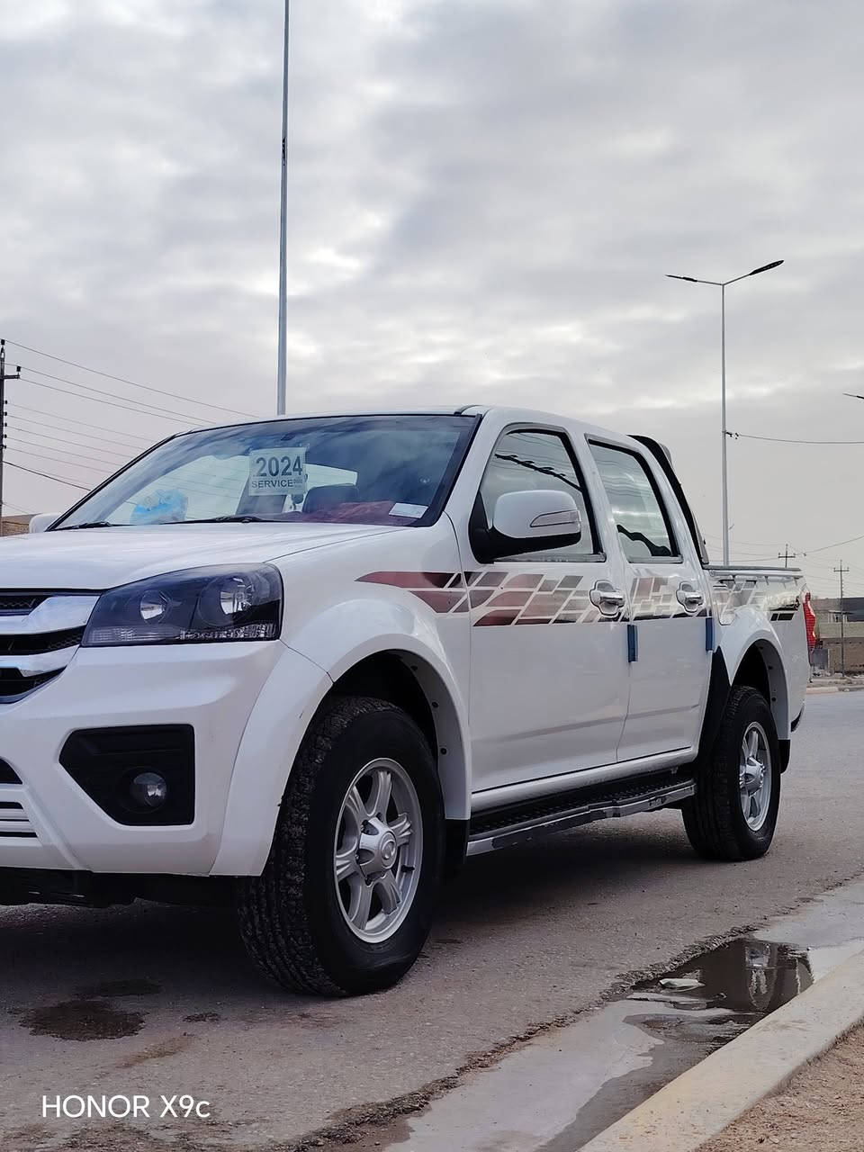 يا الله السلام عليكم كريت ويل 24 رقم قادسيه سياره حلوه ونظيفه وماشيه 53 وبيها بالباب مال السائق اشبر والباقي كفاله عامه سنويه ل 29 صاعده هزه بشهر التاسع مكان السياره كربلاء وراعيها يمي بكربلاء تريد تحويل تريد وكاله والسعر 130 وبيها مجال وهذا رقمي *********** ورحم الله ودي اللي ما يشتري لا يتعبني
