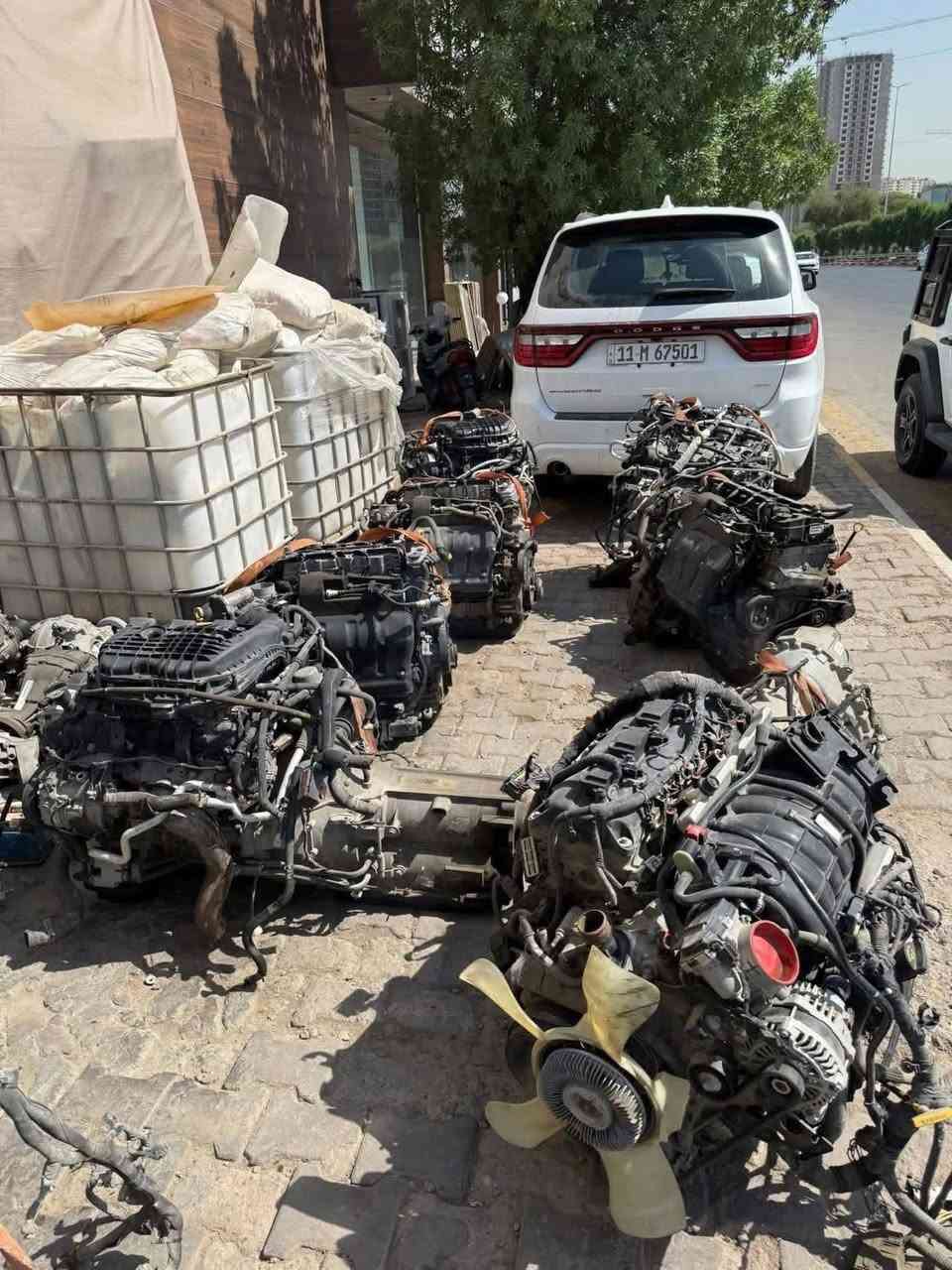 ⚫️💯⚪️
اهلا بكم في مجمع الامريكي 🚘🏎🚙🚗
يتوفر مواد 
تفصيخ وتجاري 

اغراض … جمسي تيران من 2018 الى 2023 
محركات 1500 ومحرك 2000 
وكيرات 
يتوفر مشط 
صدر امامي.دبلات شمعات طبلات 
ابواب جنطه 
صدر امامي خلفي 

🚚
يوجد خدمة توصيل داخل بغداد و المحافظات كافة .
 ***********☎️☎️☎️☎️☎️☎️☎️☎️☎️☎️
للاستفسار الاتصال على رقم الهاتف ***********🥰

عنوان بغداد شارع مطار المثنى مجمع الامريكي 
بعد جسر شالجيه جديد 

قرب حلويات الخاصكي او شركه كيا دوليه 
يفتح المجمع الساعة 8 صباحا ولغاية الساعة 5 مساءا
نتشرف بالجميع …….. اهلا وسهلا. بكم
