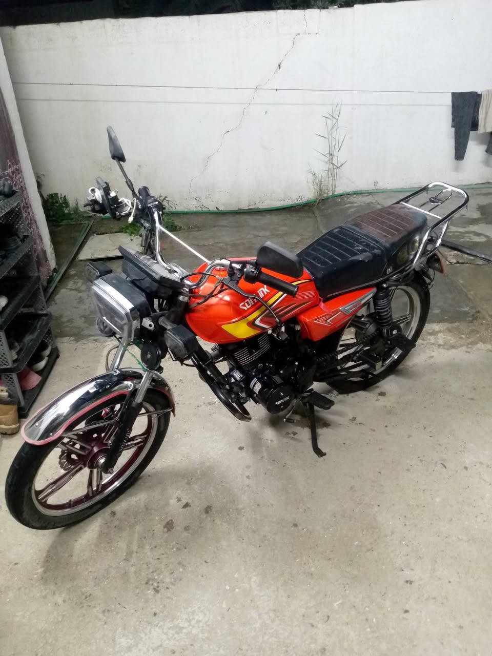 سلام عليكم من رخصت الادمن
شباب دراجه سولنك 2025راجه خير من الله رقم وسنويه بغداد مكينه cc200 الون الاسود  كفاله عامه مكينه ما وأصلها اسبانه عل البلاد دراجه مشتريلها شاصي مرقم مال تايكر 2021 يعني بل سنويه تقره 2021 دراجه حلوه ونضيفه السعر 1750 وبيها مجال للشراي للاستفسار اكثر اتصل ودالل ***********هاذا رقمي
