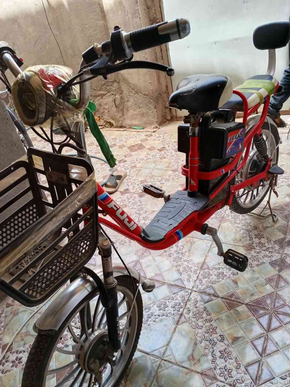 باسكل شحن استخدام قليل بعده جديد 250 وبي مجال


**إذا كنت صاحب هذا الإعلان وتريد حذفه لأي سبب، رجاءا أرسل رسالة إلى الدعم الفني**