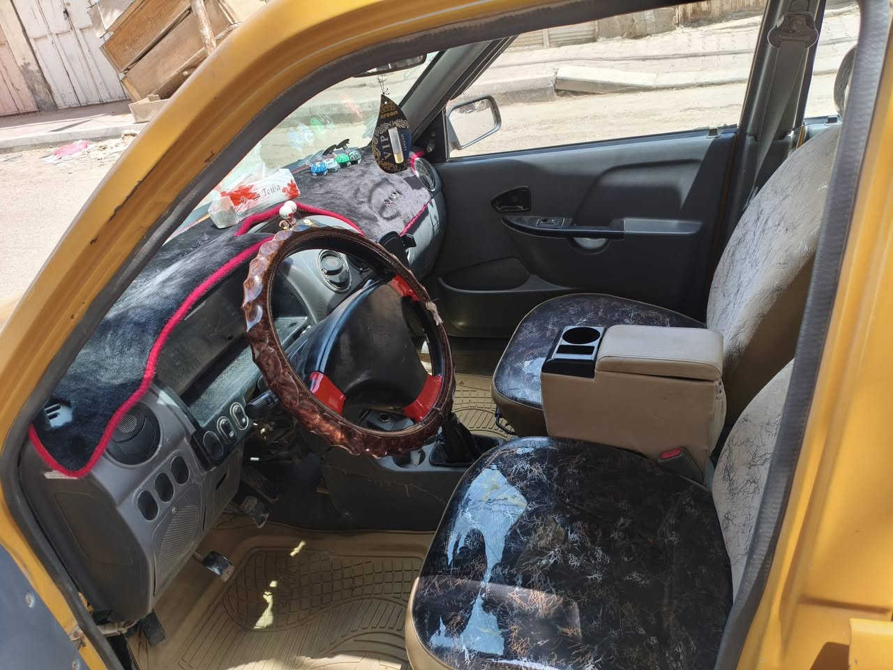 للبيع موديل ١٦رقم انكليزي قادسيه سياره جاهزه بيه طخه جاملغ الخلفي ماعبر مصلح مصفره هيئة وغرامات مامطلوبه الف/السعر 35بيه مجال مكانه ديوانيه/***********/الخاص مفتوح
