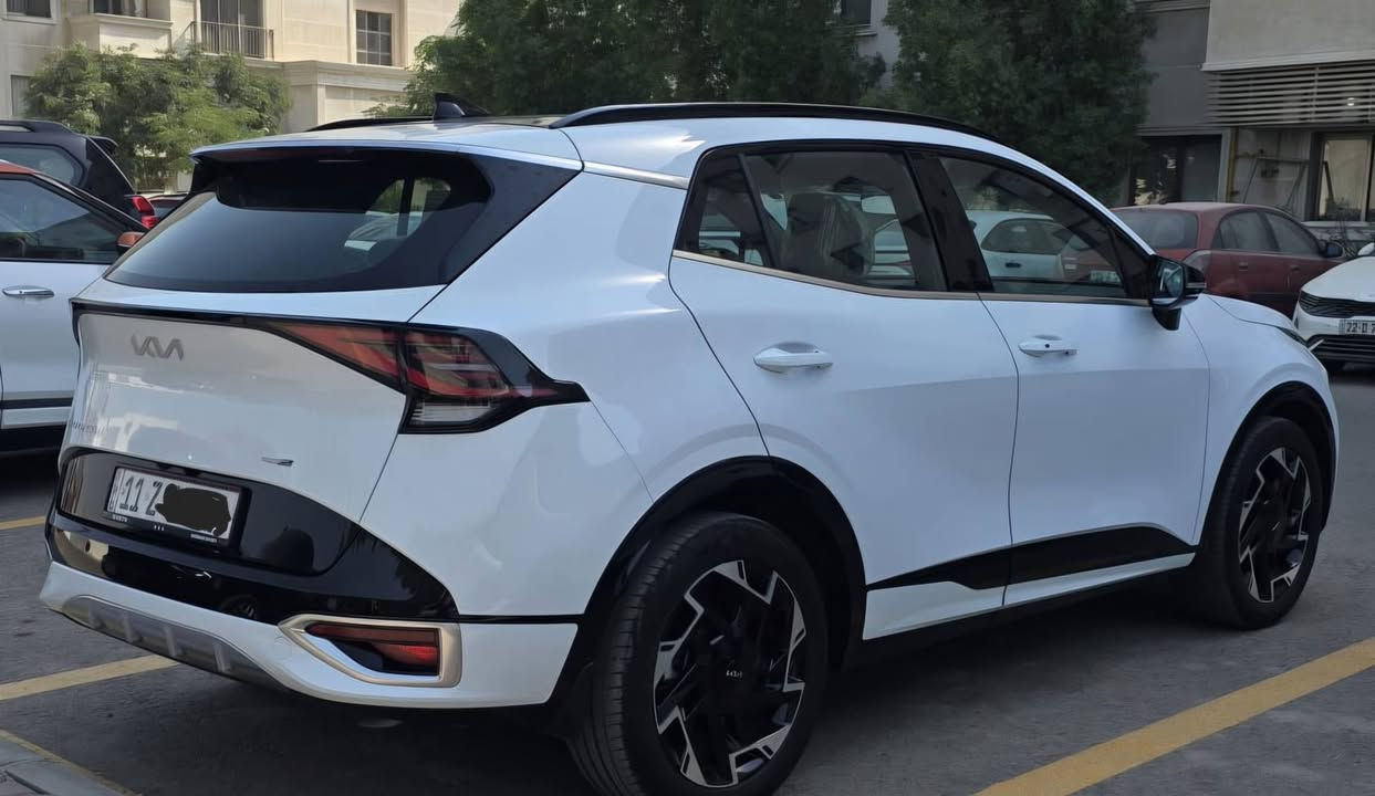 كيا سبورتج جيتي لاين خليجي موديل ٢٠٢٥ماشية ١٧٠٠٠ رقم بغداد نكليزي كفالة عامل كامل مواصفات  معروفة مواصفات العنوان الزعفرانية السعر ٢٦٠ وبيها مجال ***********
