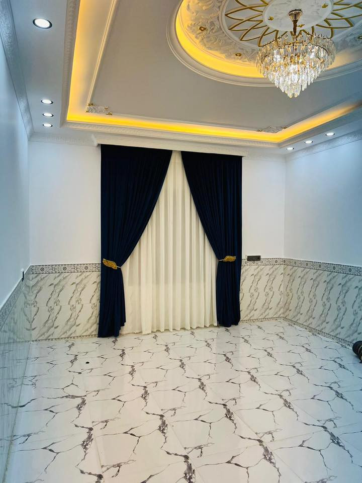 #هود_للستائر 🩶

ستائر فصال حسب الطلب خام قديفة وجميع الخامات متوفرة
(اناقة تفصل بذوق راقي ) 
ستائر هود 
للاستفسار ***********
العنوان:- ناحية الزاب - قرية النميصة
