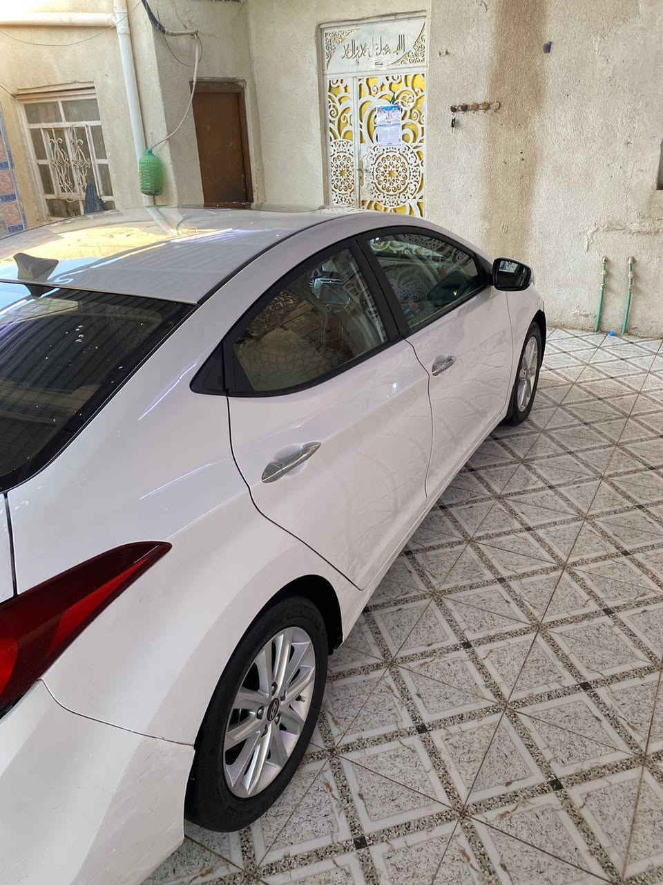 سلام عليكم رمضان كريم للبيع النترا موديل 2015 وارد خليجي كفاله من الضربه والتبديل والصبغ والفتح  بيه بارد بسيط محرك 1800 دوش ما مفتوح محرك كير تبريد حداديه كفاله سياره فول مواصفات رقم ميسان مشروع وطني تحويل سعر115 بيه مجال كلش قليل بدون احراج/***********//عنوان بصره
