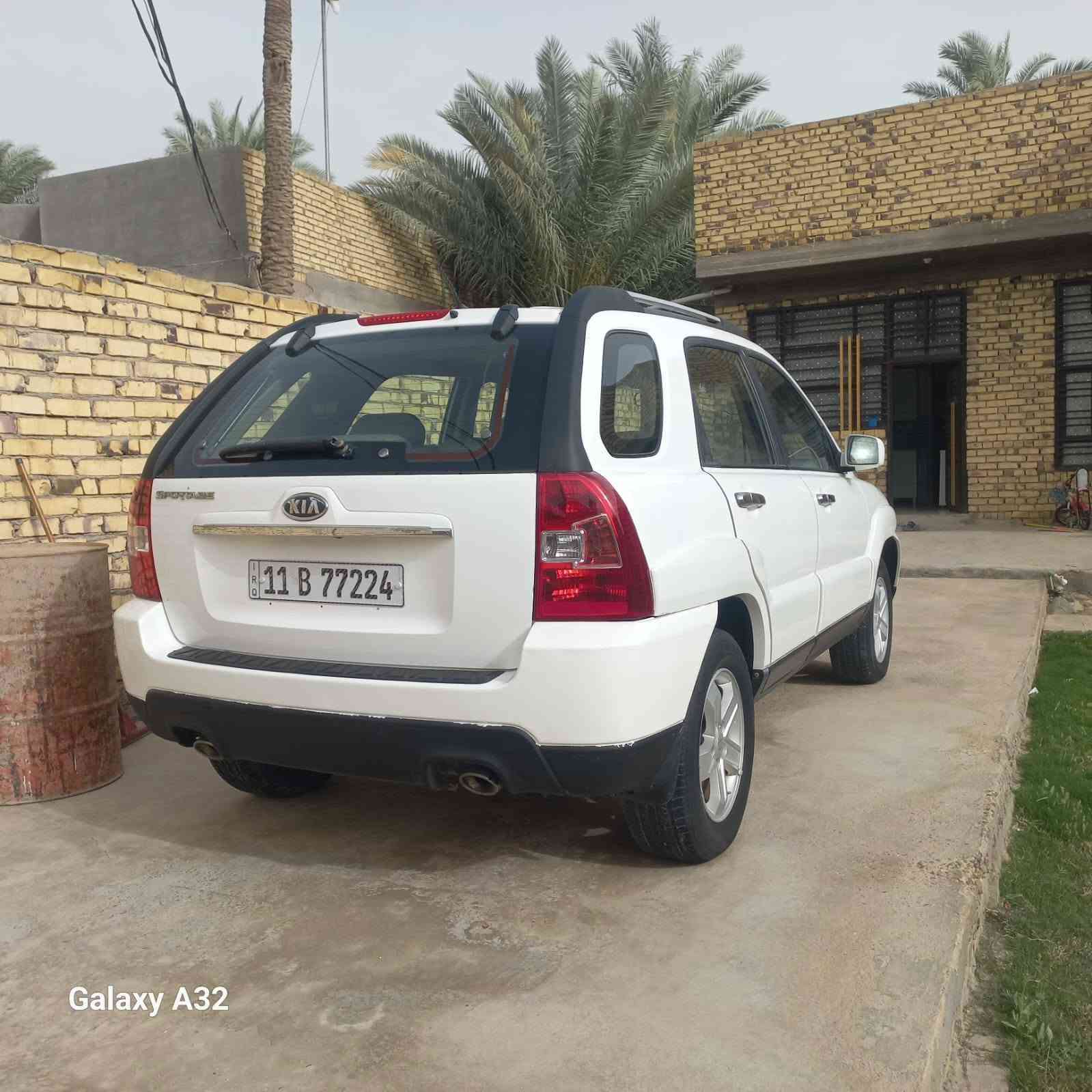 ياالله كيا سبورتاج 2009 رقم بغداد الجديد سياره خير من الله كير محرك حداديه تخم تاير جديد توني شاده تحويل مباشر السياره خير من الله ماناقصها شي السونار مرفوق ويه الصور ابيعلك ع سونار وين ما يعجبك افحص  السعر 117 وبيها مجال  مكان السياره بابل اخوان مكلف ب نشر خابر صاحب السيارة ***********
