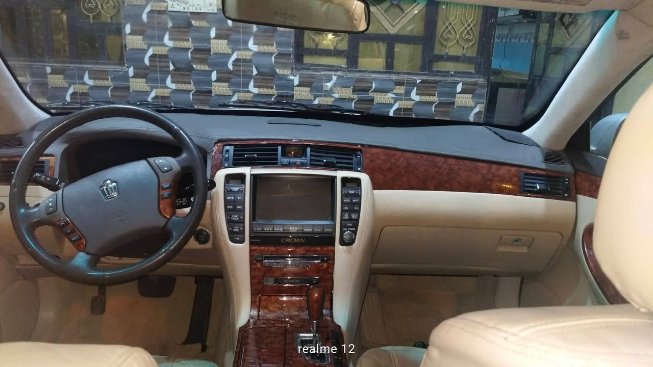 شاهينه أدوات دخول جديد لون بحري كصه جنطه بصمه سوده داخل عسلي جلد سياره جديده طك  كارتون استيرن كهربائي شاشه كامره خلفيه حساسات دكمتين شاصي 82 تبريد كهربائته شغاله حداديه جديده شاصي S امرايت شفط مري تخم تاير جديد سياره ماشيه 11 ألف مكان السيارة ميسان السعر 37 وبيها مجال قليل
رقم الموبايل ***********
