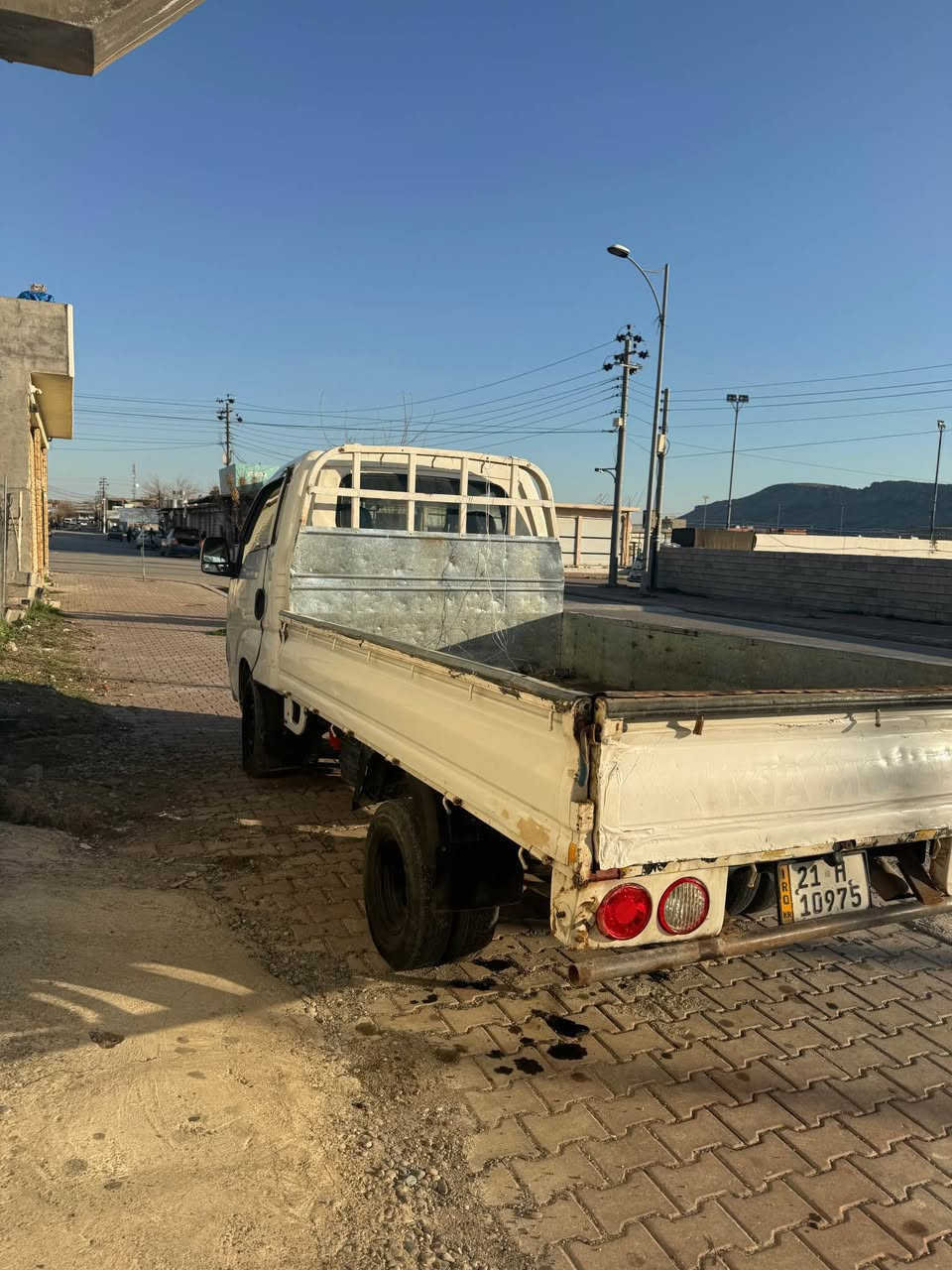 کیا بار مەکینە ٣٠٠٠ مۆدیل ٢٠٠٦ ڕەقەم سلێمانی گێڕو مەکینە کارەبای بە شەرت جام کارەبای 
سعری ٧١ گەڵا
شوێن بازیان
*********** Singapore
