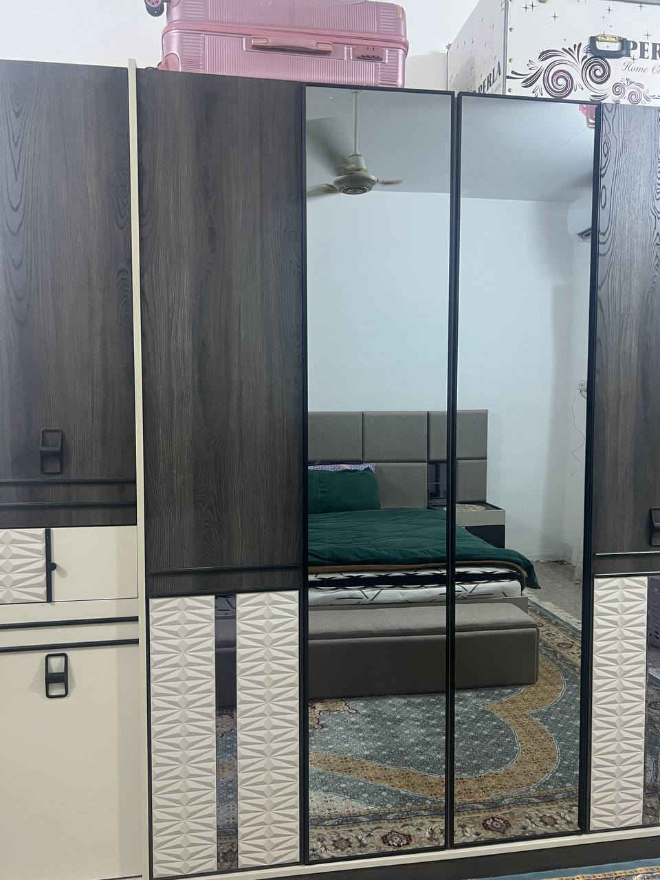 سلام عليكم
غرفه للبيع استعمال اسبوعين
سبب البيع فصخ الخطوبه
مكان ناصريه مركز
الي مهتم يخابرني
*********** واتساب موجود
