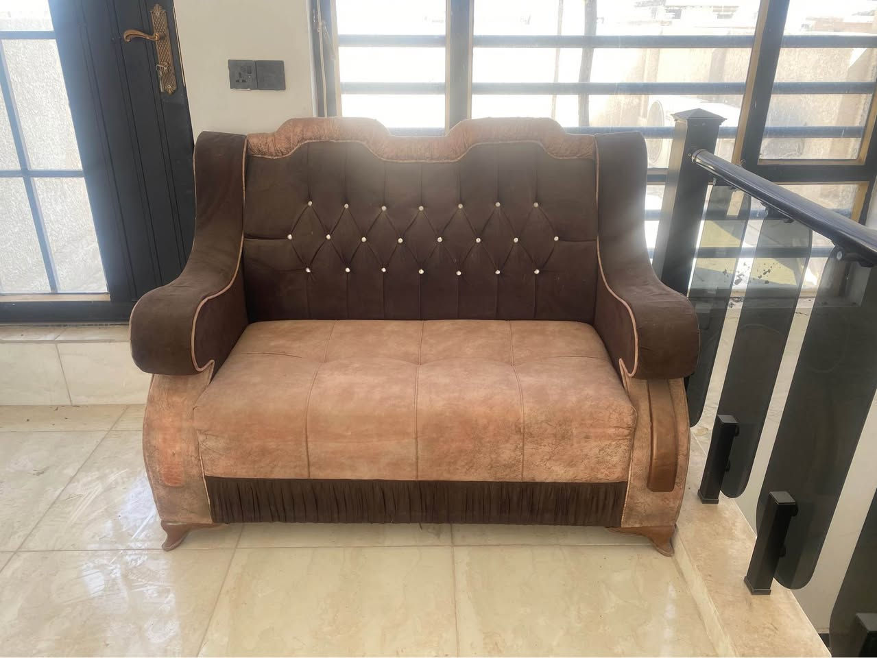 قنفات ٥قطع *********** المكان حي الجهاد بغداد, العراق
