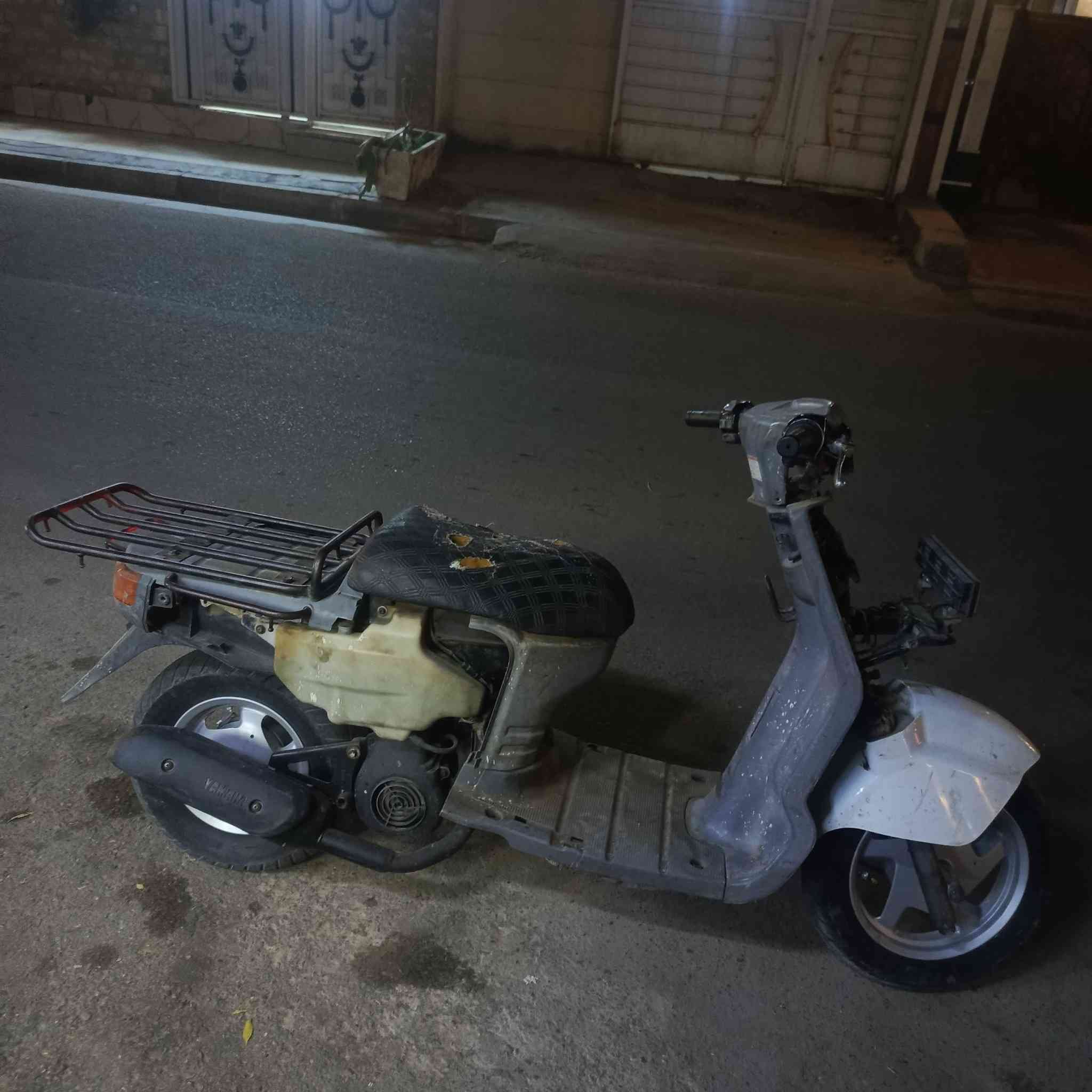 سلام عليكم دراجه نوع بيكم المكينه خرسه نعومه فول الكهربائيات كامله بكلايات اشاير  يمنه يسره الدشبول مخلي بلوجكتر حساس بريك خلفي امامي شغال تأيرات جدد دبلات اماميه خلفيه شغاله بريك خلفي امامي شغال نقصه بس كفرات وترجع رمبه 
السعر  250 الف وبيه مجال 

العنوان: بغداد الاعظميه 
الرقم : ***********
