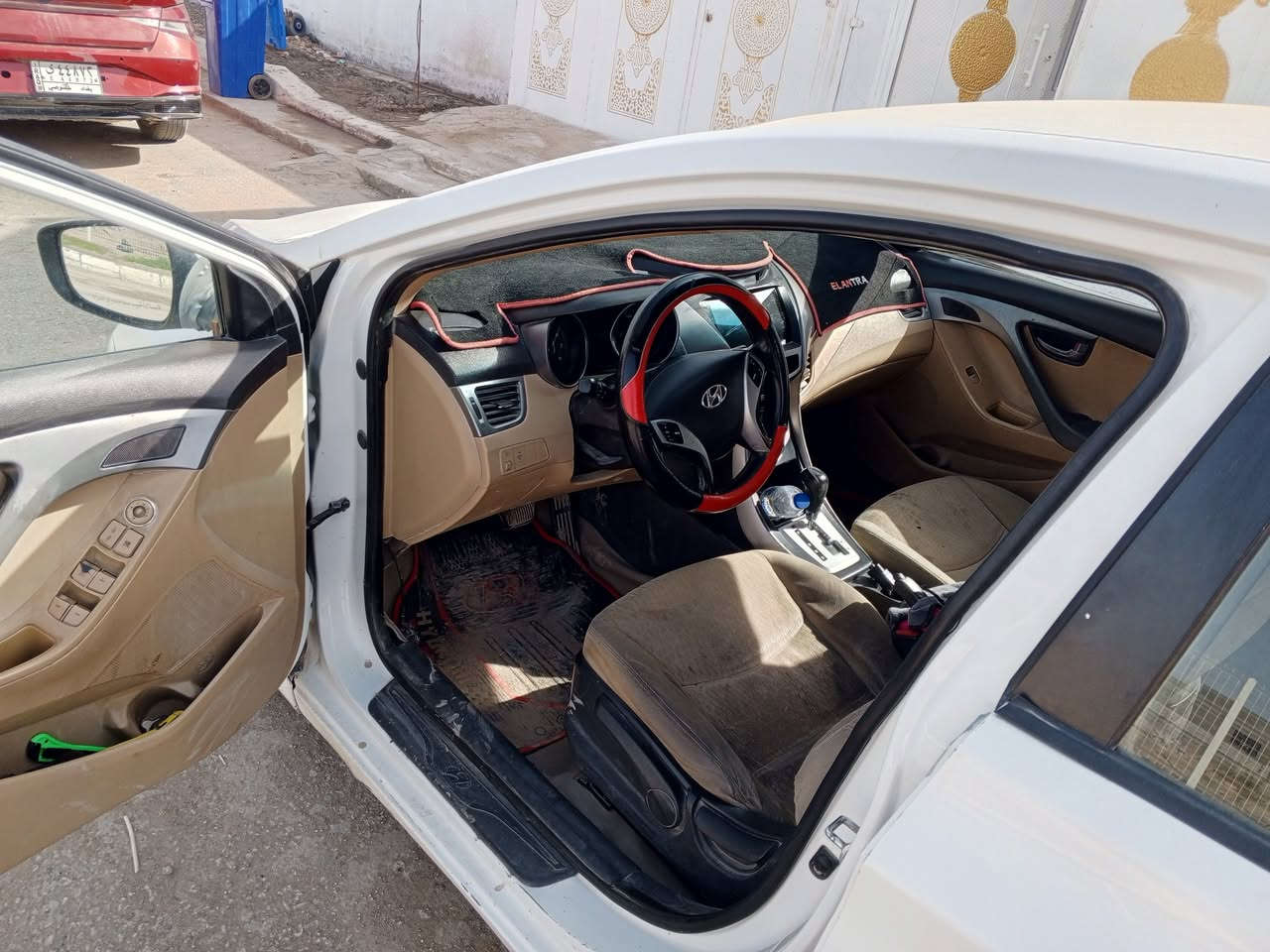 للبيع الانترا مظلع 2011 رقم اربيل قديم محرك 1800 بيه جاملغ وباب صبغ السعر 90 المكان الدوانيه قضاء الشاميه الاستفسار ***********
