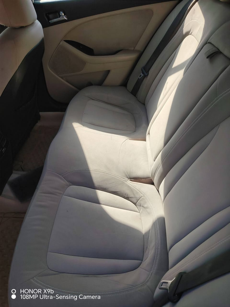 لبيع موديل ١٢ تصال عله رقم***********
