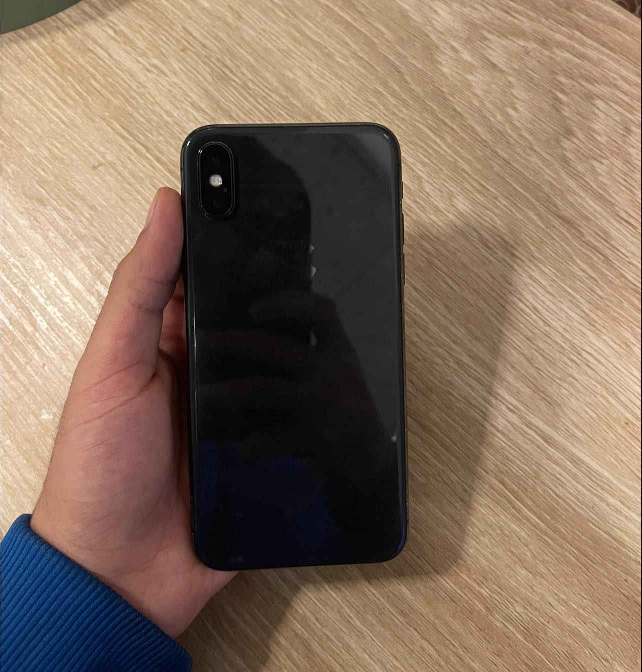 اكس  للبيع ذاكره 256 بطاريه 78 جهاز نظيف حيل مبدل شاشه اصليه وشرط ما تطلع رساله وبيها فطر بسيط سعر 110 وبي مجال مكاني نجف
***********
