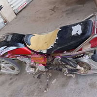 مكلف بنشر دراجه دايوان 2015 اوراق السعر 700 وبيها مجال للتواصل 0776259...