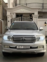 اخوان للبيع لاندكروز 2011 ستينيه اصليه 🌹🌹🌹🌹🌹🌹🌹🌹🌹 السياره مكفوله من اصب...