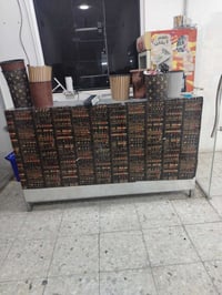 عندي غراض للبيع ميز مترتين متر ونص عارضه او براد سمونه  وخلطات العدد ٣...