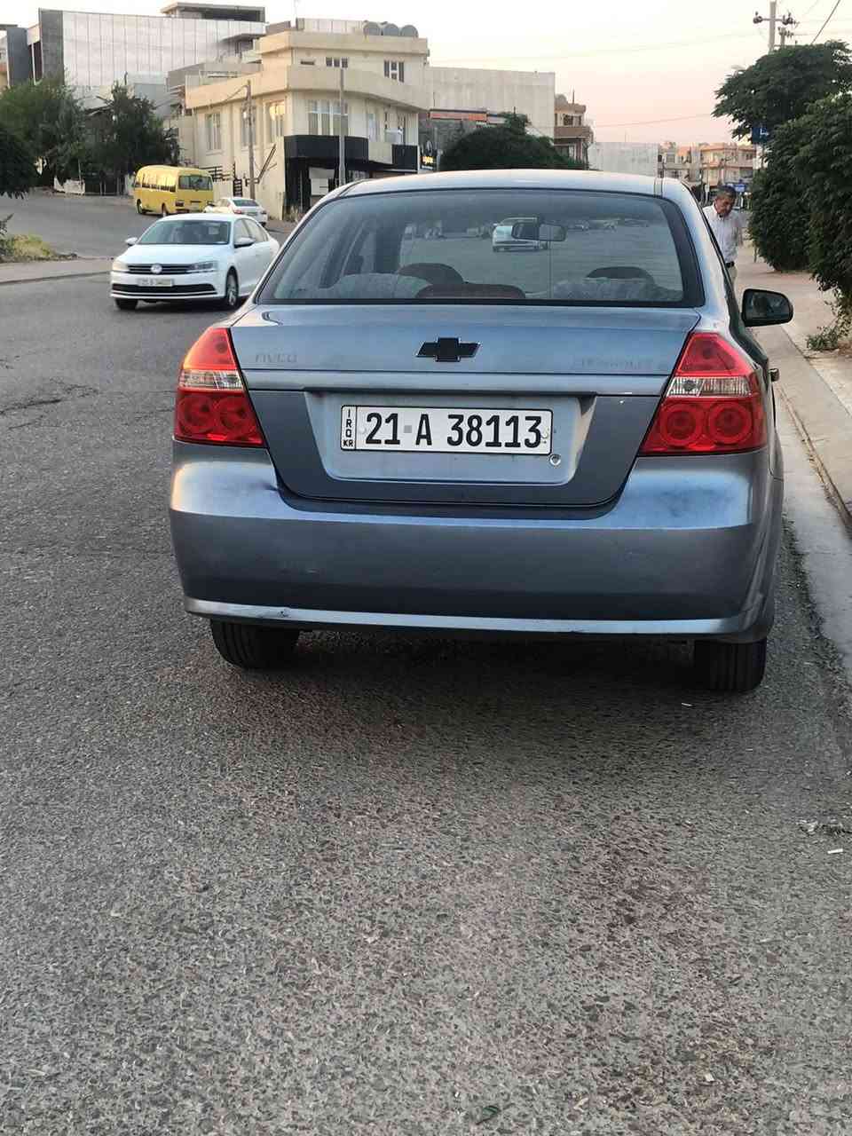 ئەڤێۆ 2007  
مەکینە گەورە 
گێڕ عادي و مەکینە بەشەرت 
بي بۆیاخ 
دەعم و لیدراوی نیە  
کاڵ بونەوەی نیە 
سەیارەکە زۆر پاکە ماڵی دۆستە 
سنويه 2030
سعری 56 
***********

افيو 2007
كير عادي 
مكينه كبير بشرط
بدون صبغ نضيفه كلش
بشرط تحويل سنويه ال 2030
مكان السيارة سليمانية 
56 ورقه السعر
*********** السليمانية, العراق
