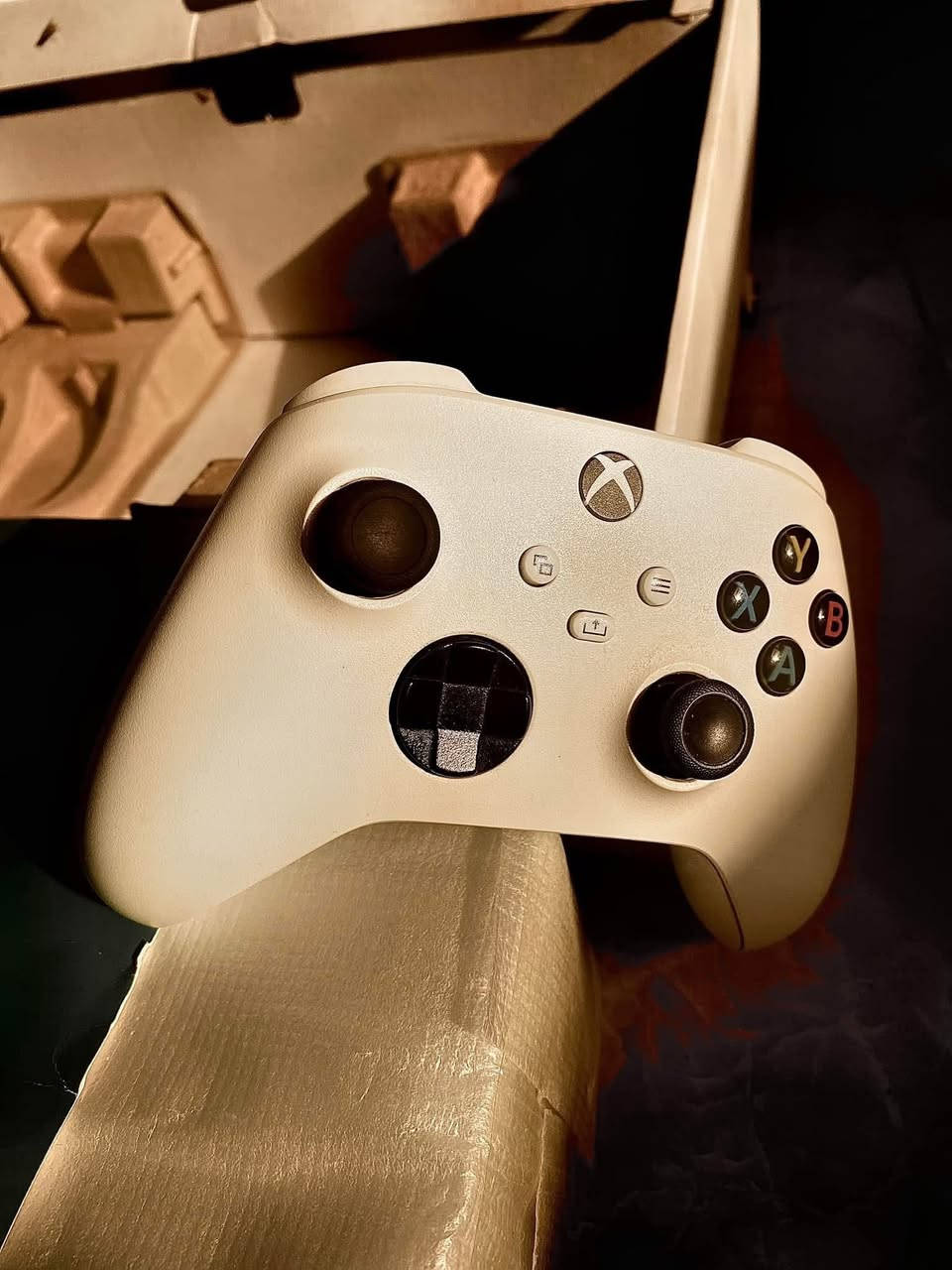 للبيع
سلام عليكم للبيع اكس بوكس سيريس اس موجود كامل محلقات مفتوح تنضيف فقط سعره 265 الف شرط الفحص 
مكاني بابل مركز مدينه تواصل خاص والاستفسار ***********
