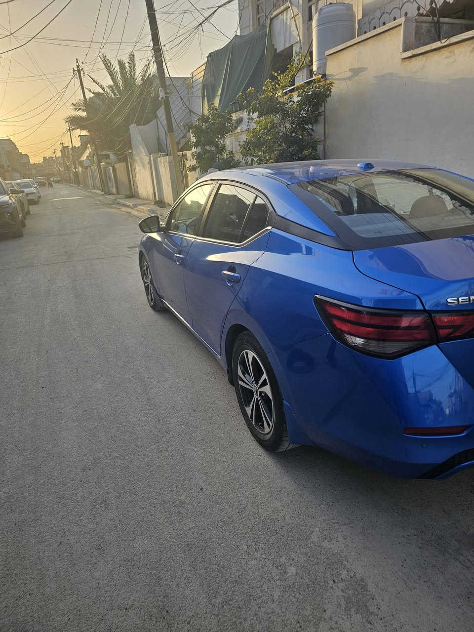 السلام عليكم ///

⚠️للبيع نيسان سنترا وارد امريكي موديل22(sv)⚠️

المواصفات:

السياره فول عدا فتحه 🚗
بصمه ⚡️
تشغيل عن بعد 🗣️⚡️
رادار امامي ⚠️
مانع تصادم 🚧🚨
رادار جانبي نقطة عمياء 🚗⚡️
اوتو بريك خلفي امامي 🛞💪
حساس خلفي 🚨👀
شاشة بلادي 🖥️
كامره بلادي 📷
تبريد لمس بيانو 🤧❄️
محرك 2000 👀💪🔥
كشن حار ✅ستيرن هيتر وحرف.  Dرياضي وتبريد منفصل❄️باقي مواصفات معروفه😁🌹
حادث  كلش بسيط 
حافة البنيد فقط 
وصبغ نص البنيد 
بدون دواخل نهائيا 
بدون ايرباك 
وبيها طخه زغير كلش يم قبق البانزين مامسويها 
رقم اربيل  باسمي 
شرط التحويل
 تحويل ثاني يوم 
السعر 140 وبي مجال 
العنوان: بغداد 
الامين الثانية
الهاتف***********
