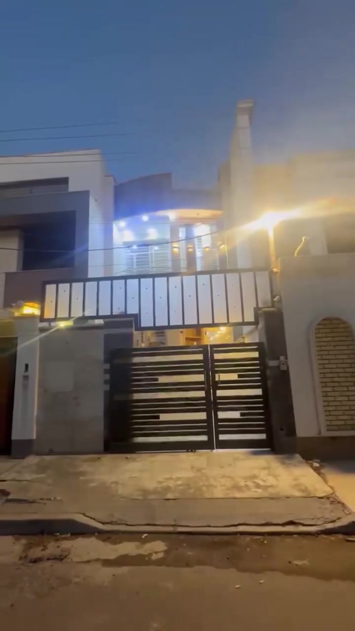 بيت للبيع الكاضميه قرب شارع أكد  مساحه١٤٧متر بناء حديث للاستفسار الاتصال ***********

