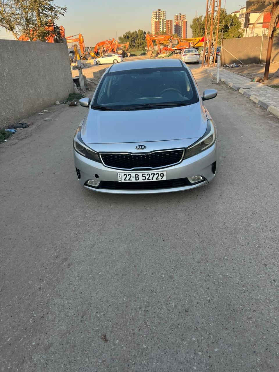 السلام عليكم كيا فورتي موديل 2018 
رقم اربيل دولي السيارة جاهزة وخير من الله 
السعر 106 وبيه مجال مكان السيارة بغداد مكلف بل نشر  ‭0770 790 5094‬
